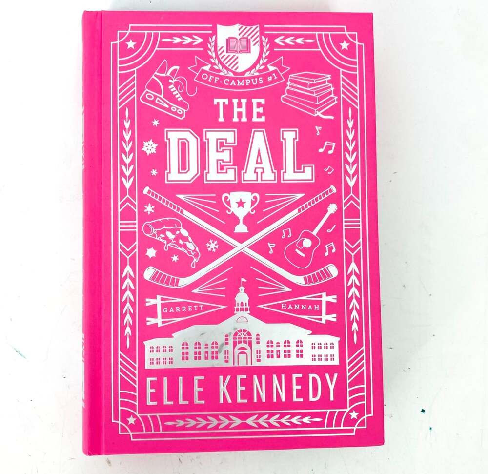Elle Kennedy The Deal Off Campus #1 Collector's Edition Hardcover Romance Book